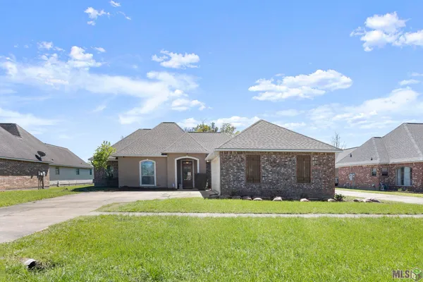 $290,000 | 12540 Fawn Wood Drive, Walker, LA 70785