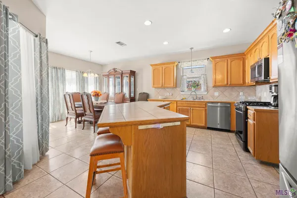 $290,000 | 12540 Fawn Wood Drive, Walker, LA 70785