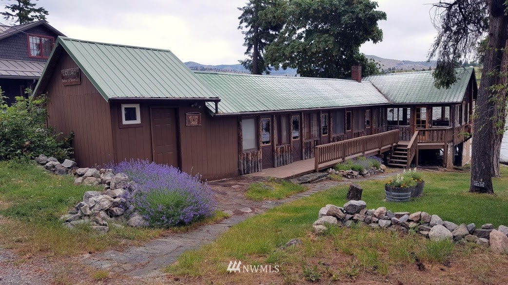 12022 South Lakeshore Road Chelan, WA 98816 - Photo 3 of 24 Gallery Image 3