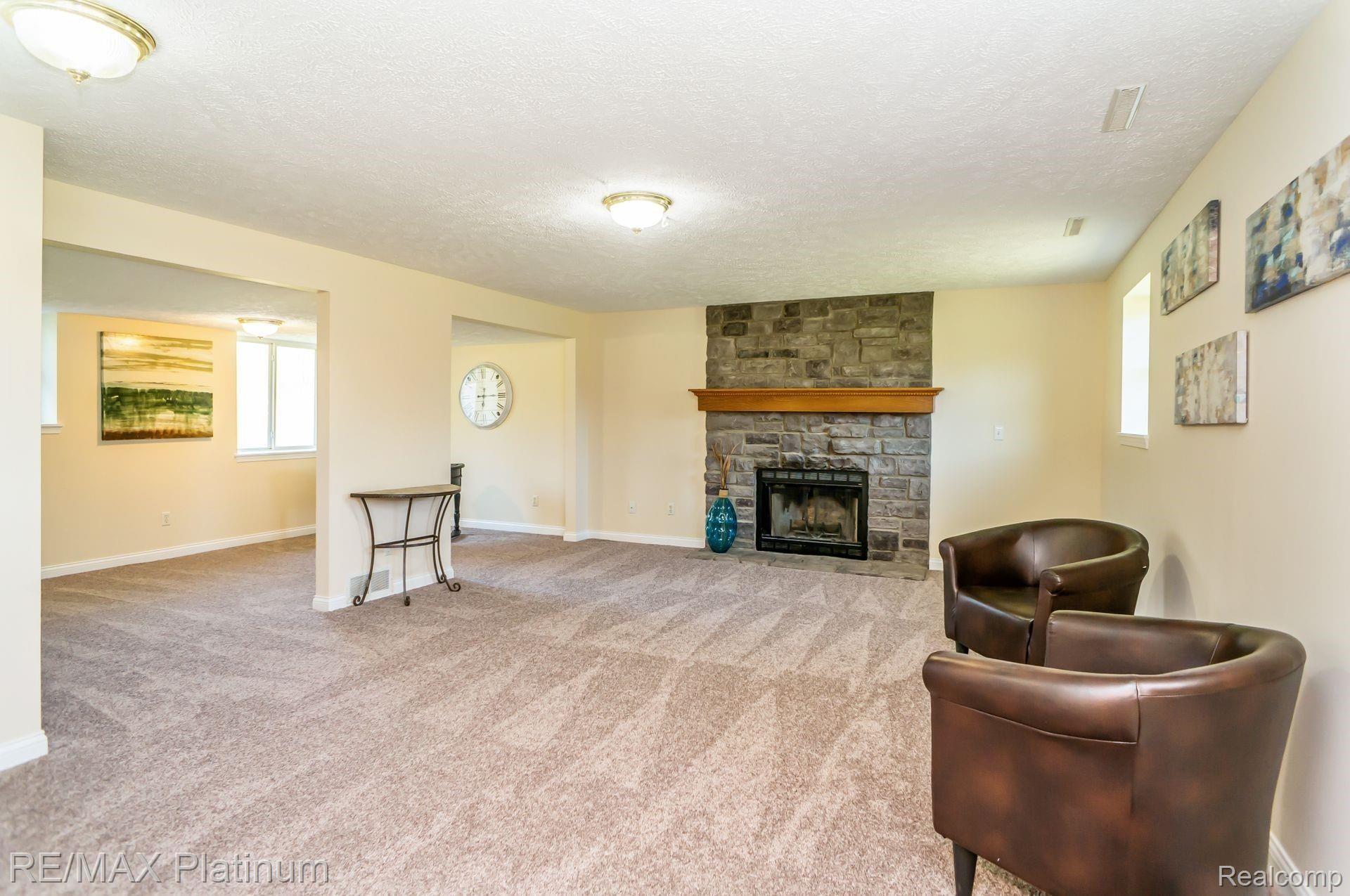 8587 West Lange Road Fowlerville, MI 48836 - Photo 15 of 37 14.jpg