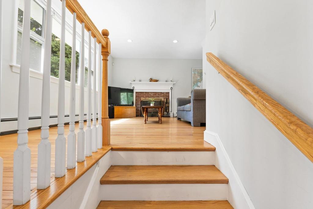 21 Private Anthony Rezza Road Beverly, MA 01915 - Photo 8 of 32 Gallery Image 8