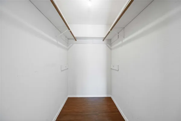 $1,600 | 3811 Meadow Pl Drive, Houston, TX 77082