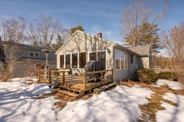 $380,000 | 22 Sand Hill Road, Wiscasset, ME 04578