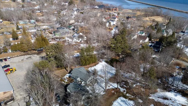 $380,000 | 22 Sand Hill Road, Wiscasset, ME 04578