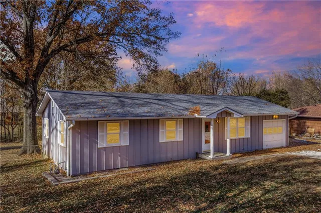 $205,000 | 174 Southeast 421st Road, Warrensburg, MO 64093