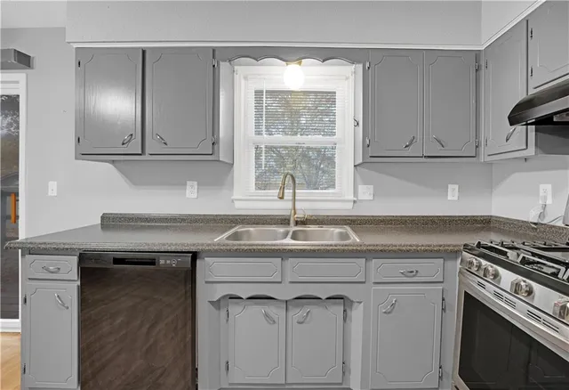 $205,000 | 174 Southeast 421st Road, Warrensburg, MO 64093