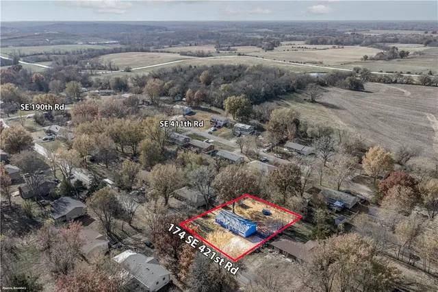 $205,000 | 174 Southeast 421st Road, Warrensburg, MO 64093