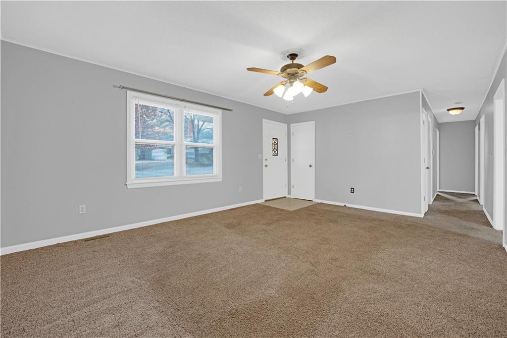 174 Southeast 421st Road Warrensburg, MO 64093 - Photo 6 of 49