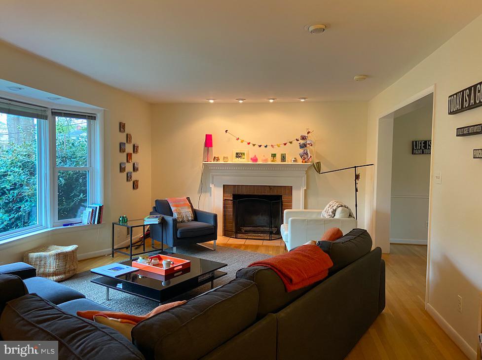 7701 Barnum Road Bethesda, MD 20817 - Photo 2 of 22 Living Room w/ fireplace