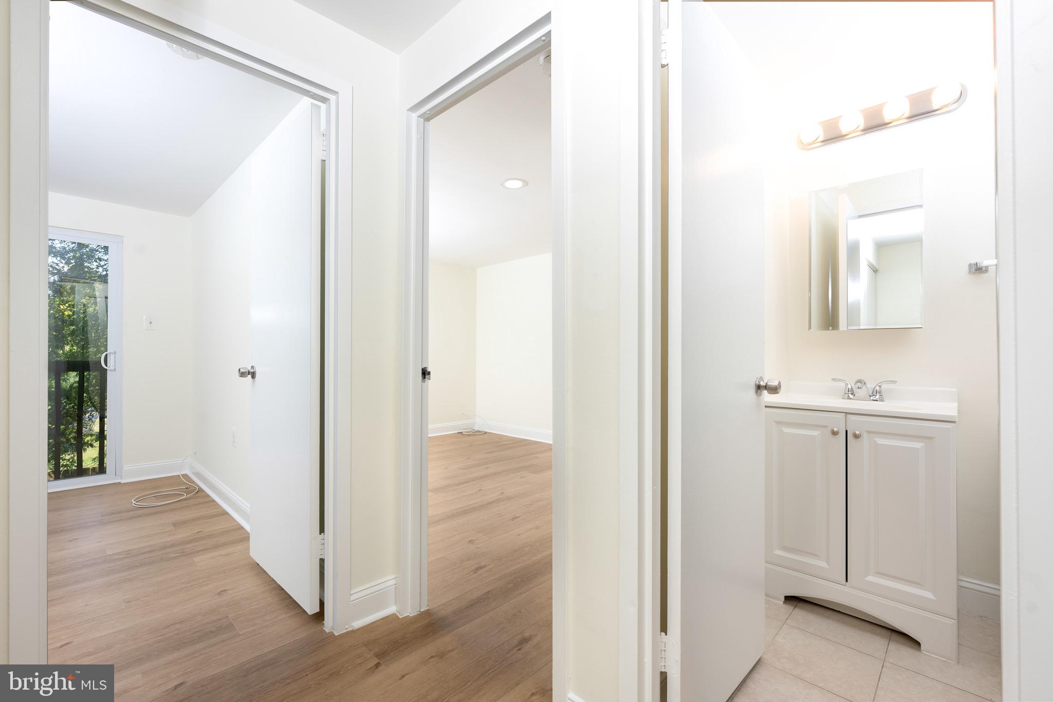 9453 Horizon Run Road, Unit 8F Montgomery Village, MD 20886 - Photo 15 of 26