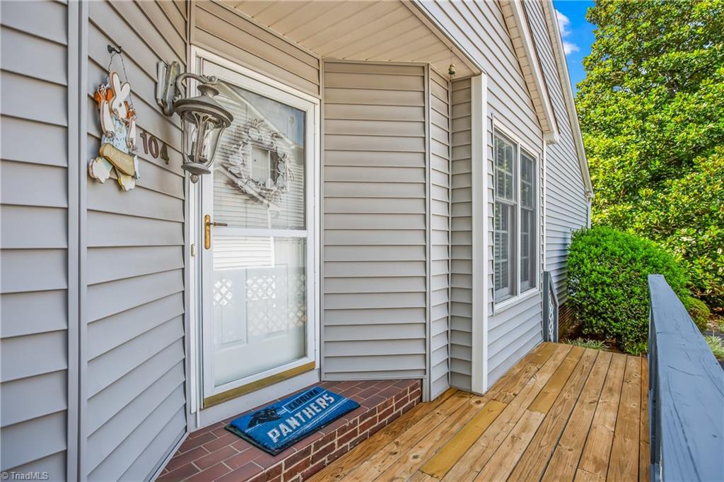 104 Pebble Rdg Lane Winston-Salem, NC 27104 - Photo 5 of 29 Gallery Image 5