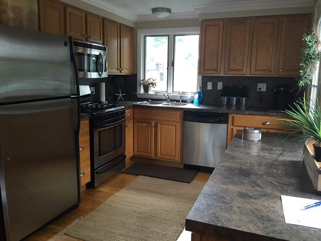 11 Ronna Road Gloucester, MA 01930 - Photo 5 of 19 Gallery Image 5