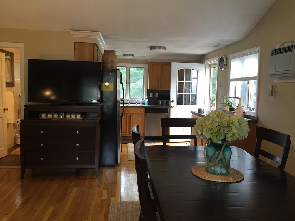 11 Ronna Road Gloucester, MA 01930 - Photo 6 of 19 Gallery Image 6