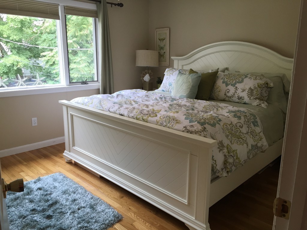 11 Ronna Road Gloucester, MA 01930 - Photo 9 of 19 Gallery Image 9