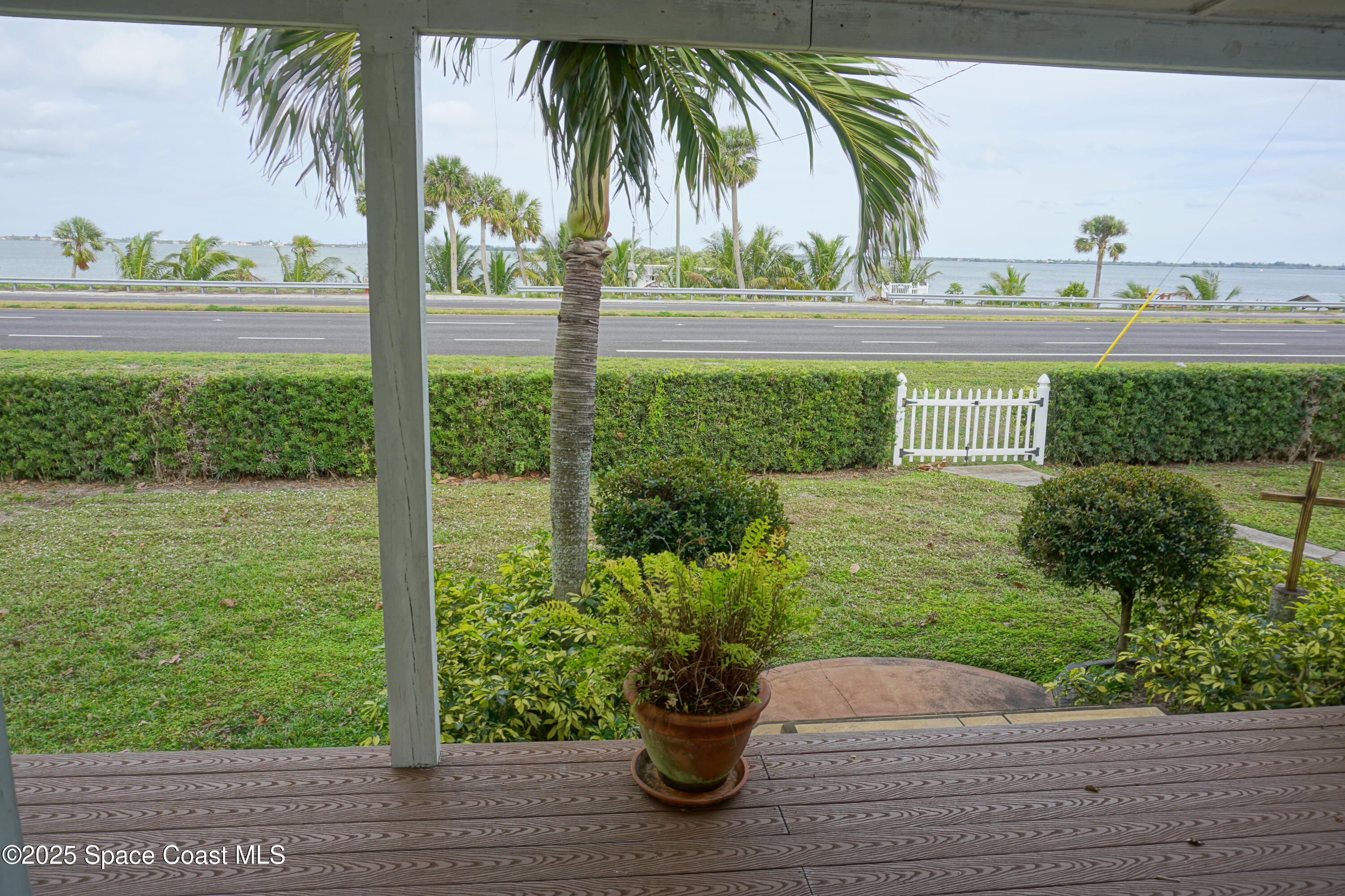 7535 Agawam Road Sebastian, FL 32976 - Photo 8 of 44 DSC09147