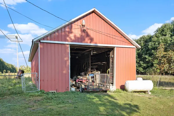 $475,000 | 10746 Beebe Highway, Tipton, MI 49287