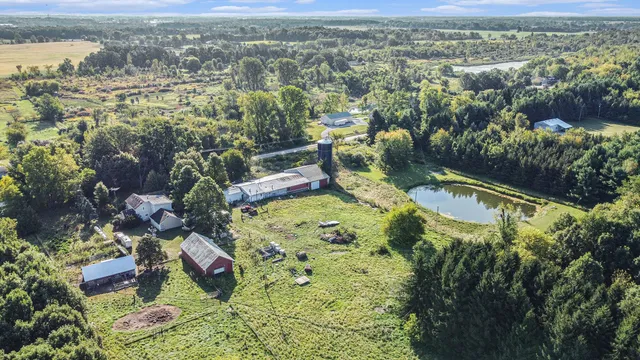 $525,000 | 10746 Beebe Highway, Tipton, MI 49287
