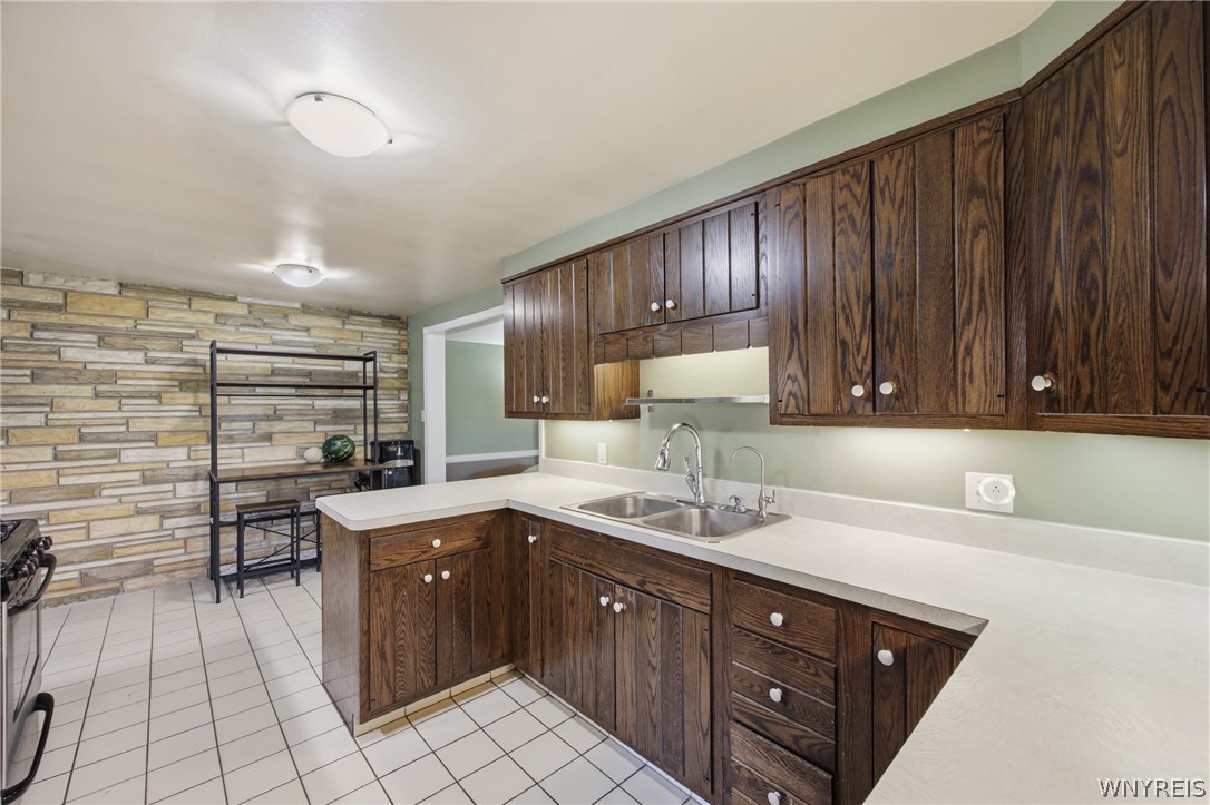 1635 Brant North Collins Road Brant, NY 14111 - Photo 4 of 36 Eat in kitchen