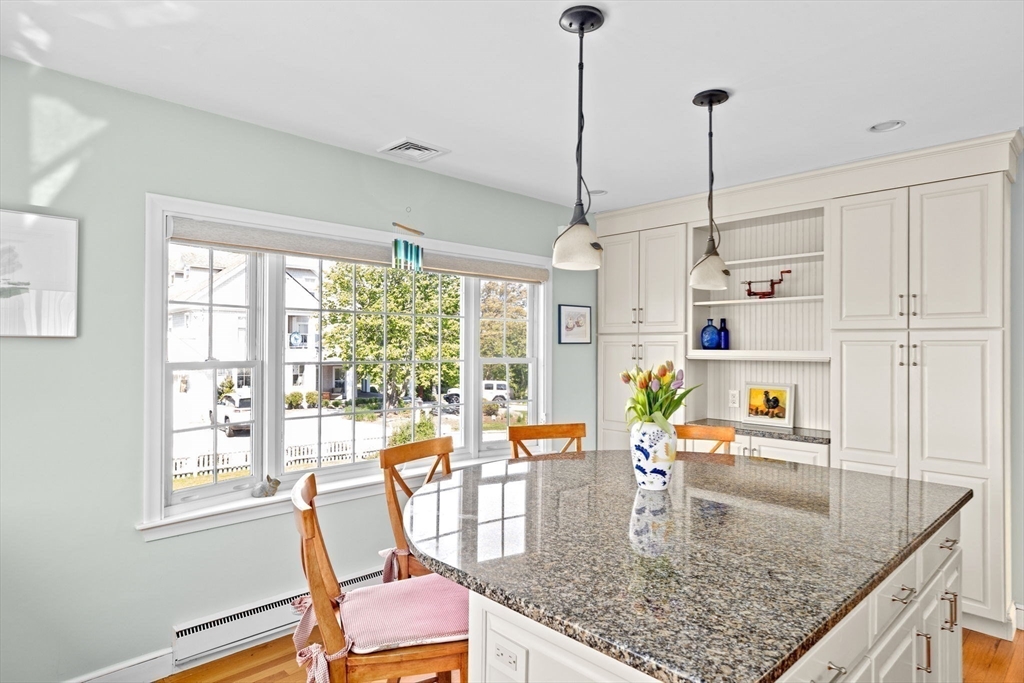 12 Sheldon Road Cohasset, MA 02025 - Photo 7 of 42 Gallery Image 7