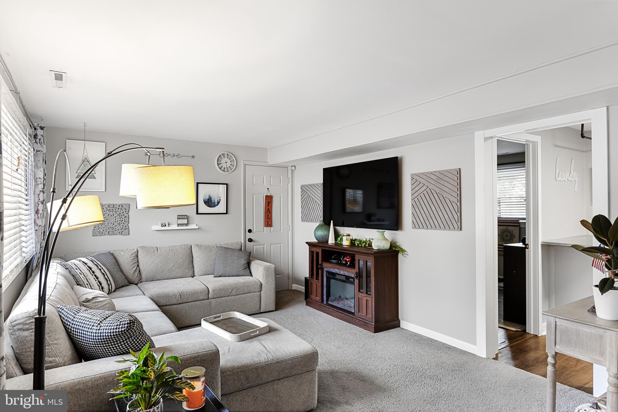 26 Bancroft Road Marlton, NJ 08053 - Photo 4 of 37 Family Room 1st floor