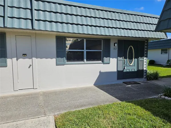 $79,900 | 1811 Bedford Lane, Unit 163, Sun City Center, FL 33573