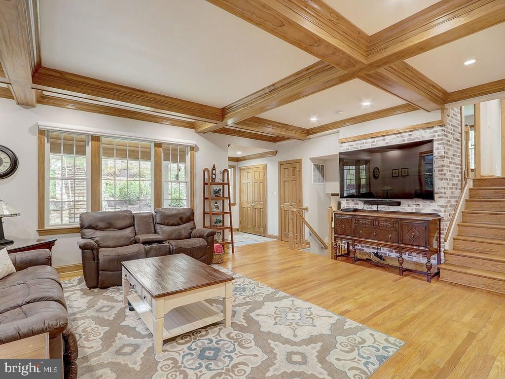 6612 Ridgeway Drive Springfield, VA 22150 - Photo 14 of 130