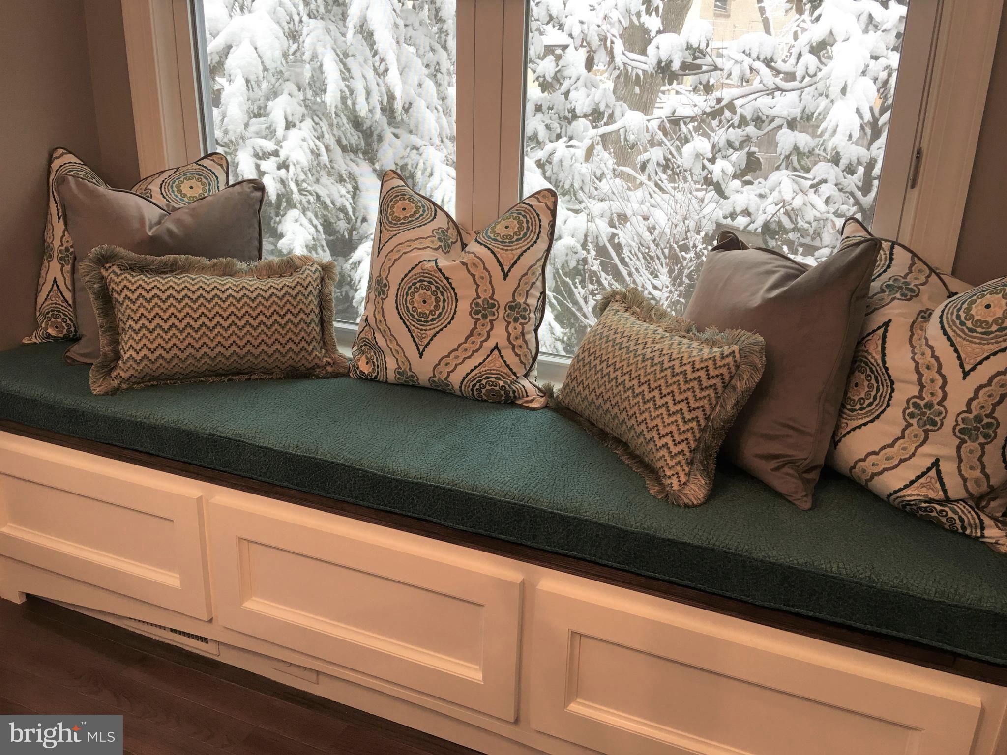 127 Hilltop Road Philadelphia, PA 19118 - Photo 16 of 61 Built-in bench seats with storage