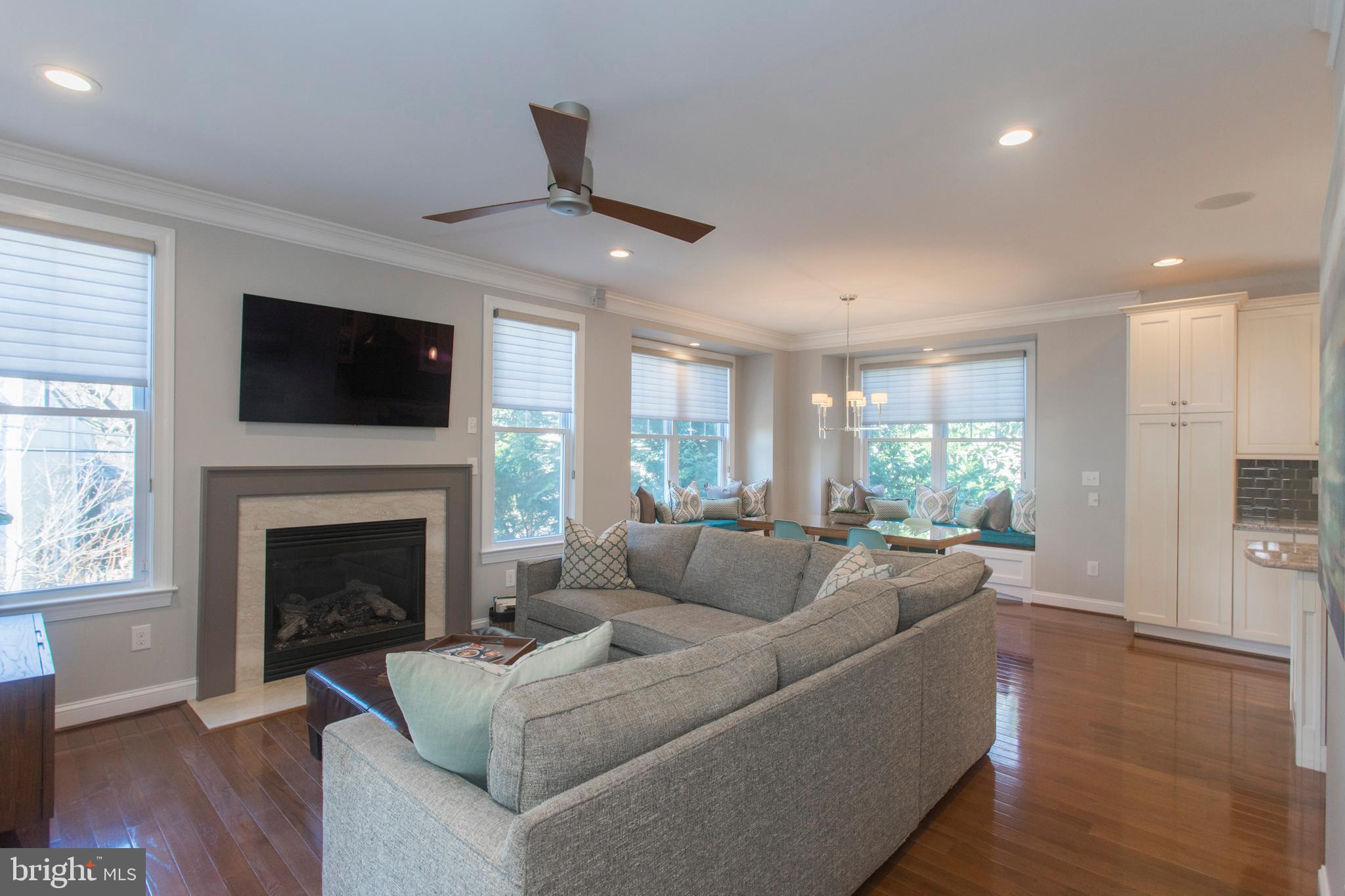 127 Hilltop Road Philadelphia, PA 19118 - Photo 10 of 61 Gas Fireplace