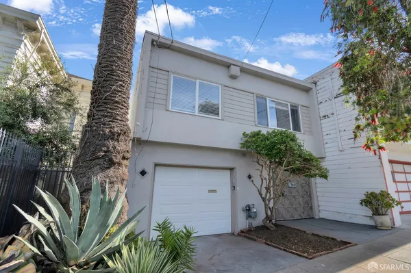 $995,000 | 1560 McKinnon Avenue, San Francisco, CA 94124