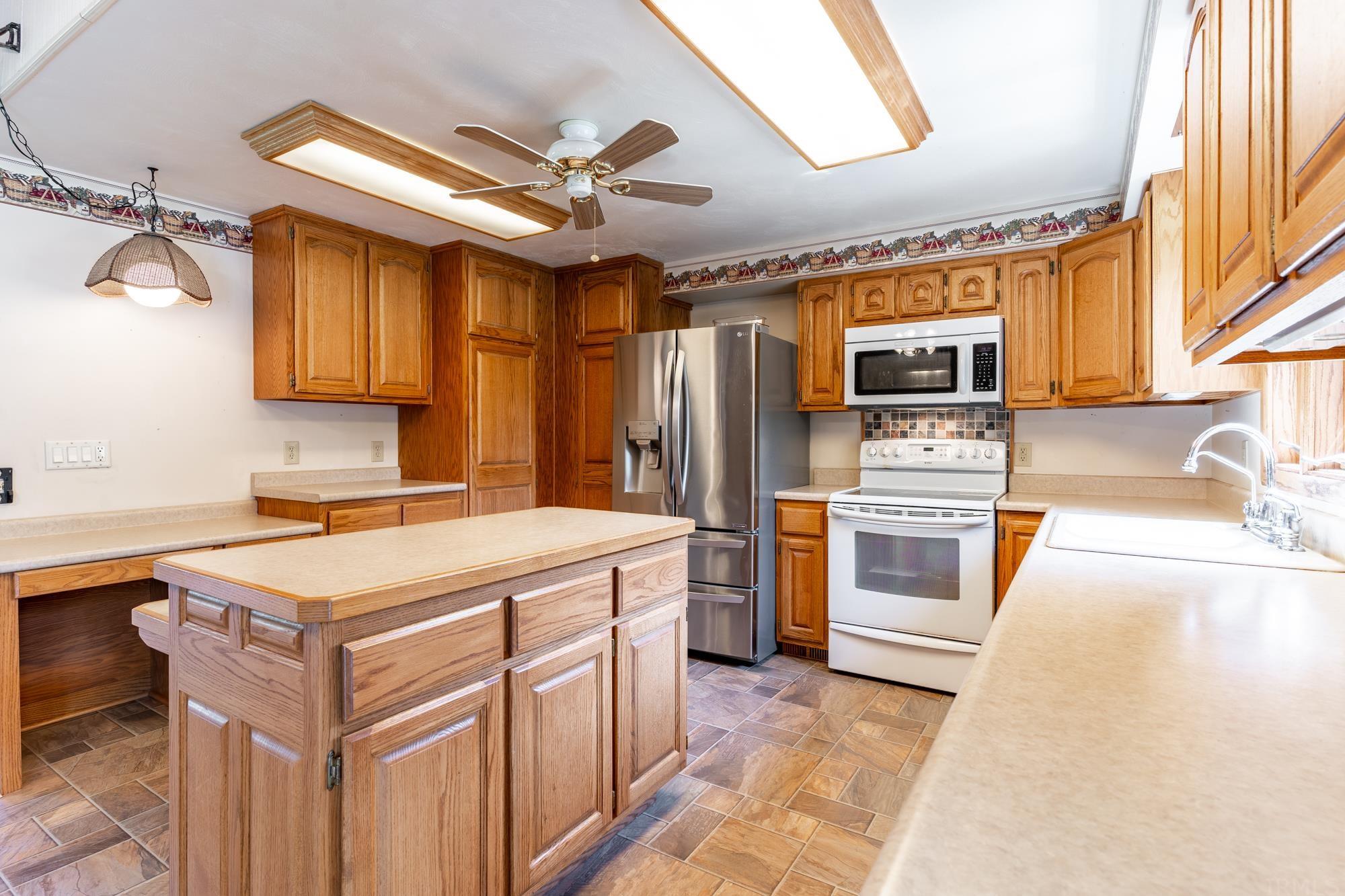5233 West Till Road Fort Wayne, IN 46818 - Photo 13 of 36