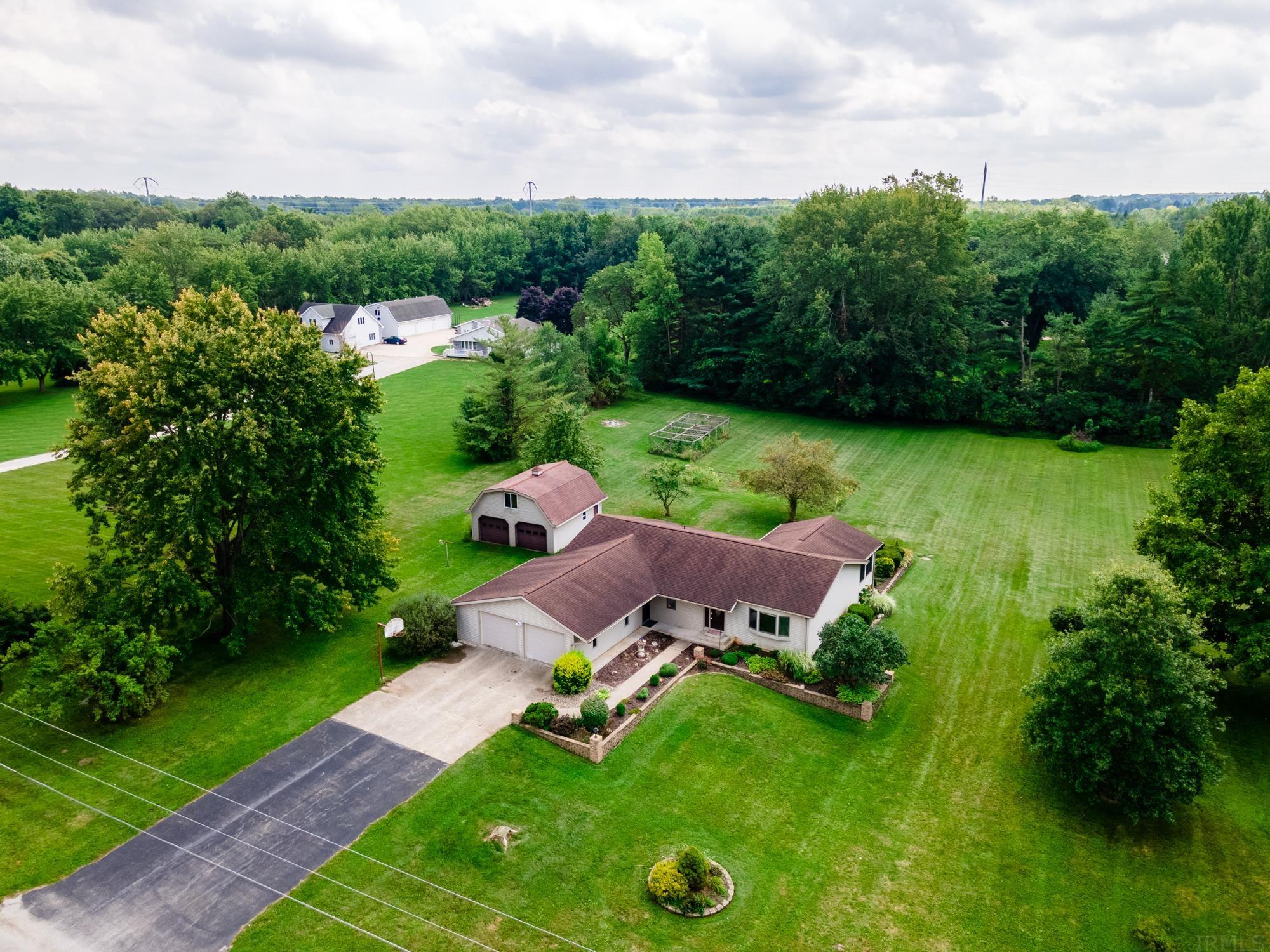 5233 West Till Road Fort Wayne, IN 46818 - Photo 4 of 36