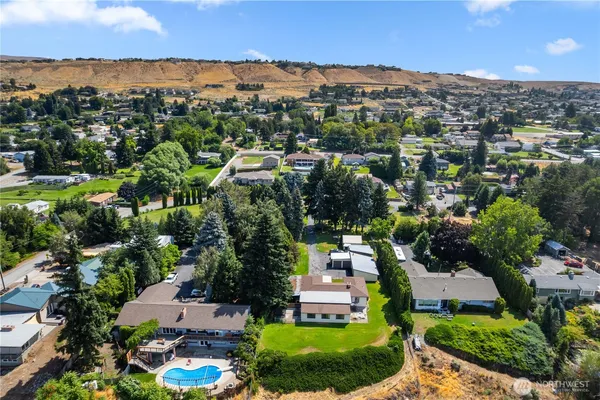 $710,000 | 2434 & 2430 Nw Alan Avenue, East Wenatchee, WA 98802