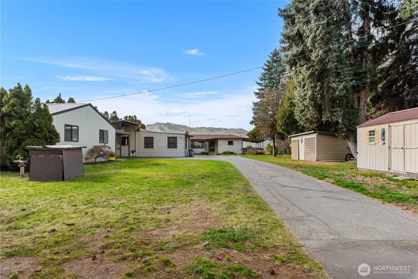 $710,000 | 2434 & 2430 Nw Alan Avenue, East Wenatchee, WA 98802