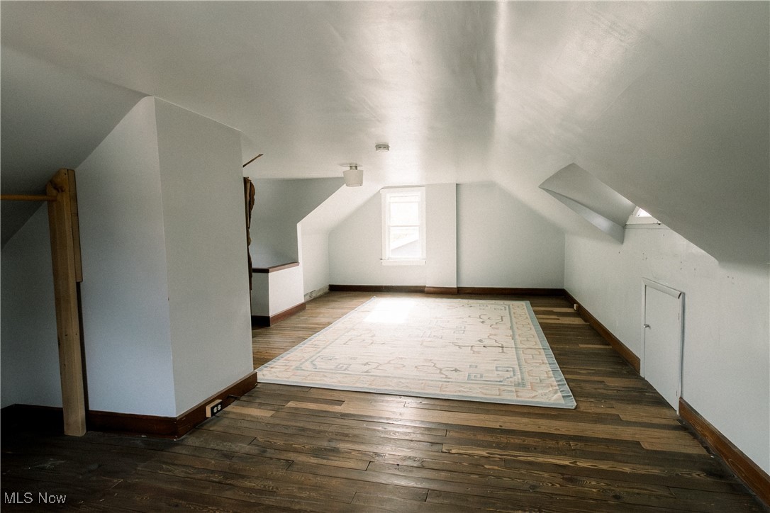 2653 Kingston Road Cleveland, OH 44118 - Photo 24 of 31 Gallery Image 24