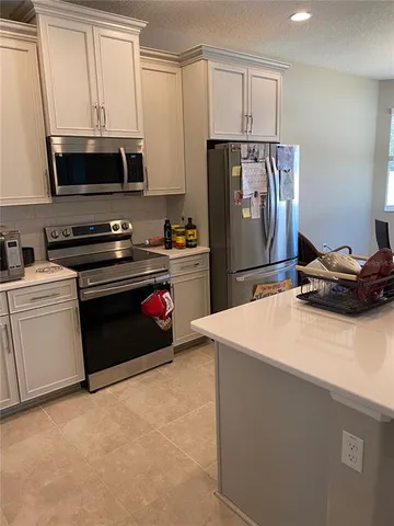 $379,900 | 21 Rae Drive, Palm Coast, FL 32164