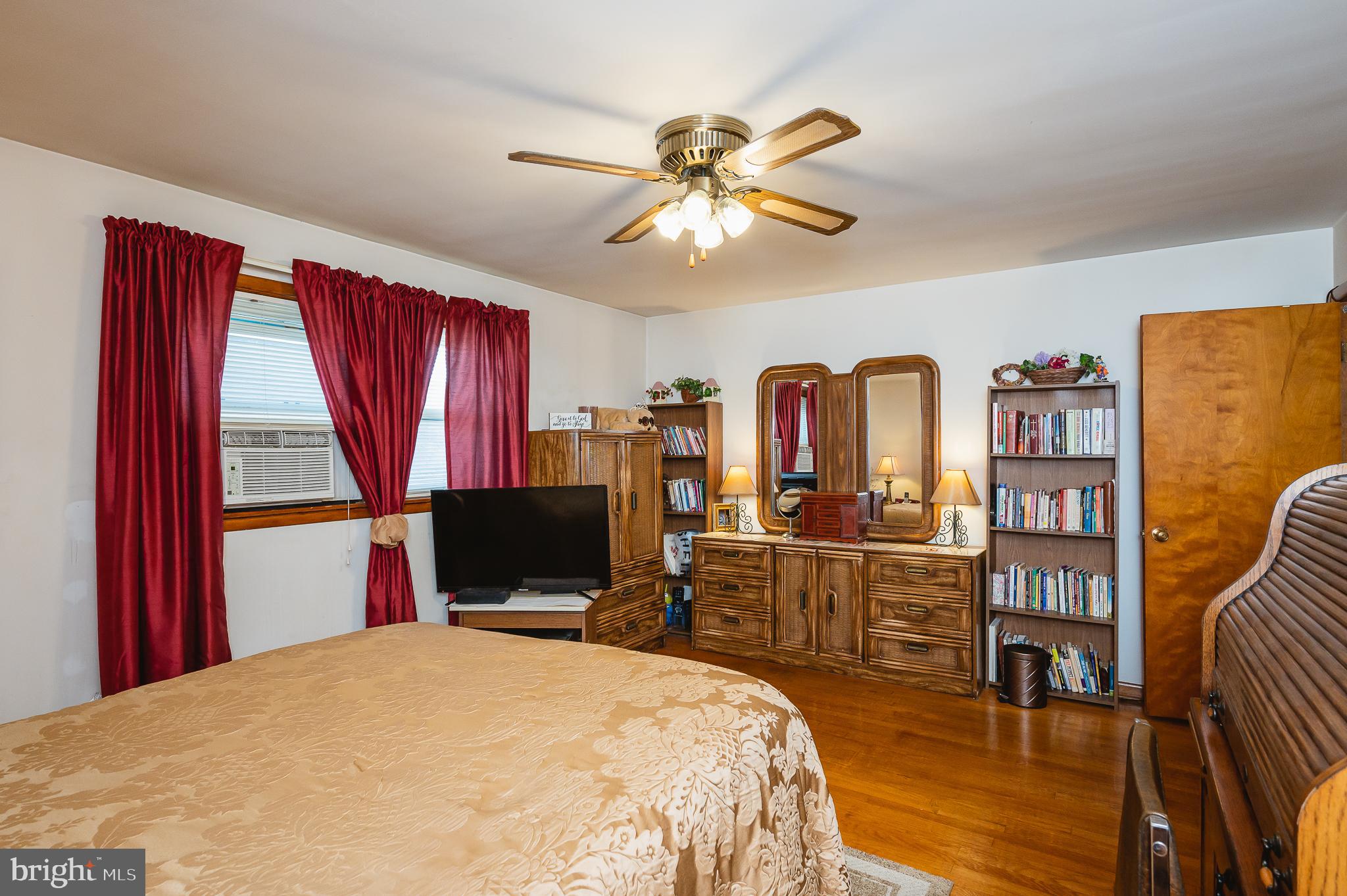 6100 Hamilton Avenue Rosedale, MD 21237 - Photo 23 of 46 BEDROOM 1