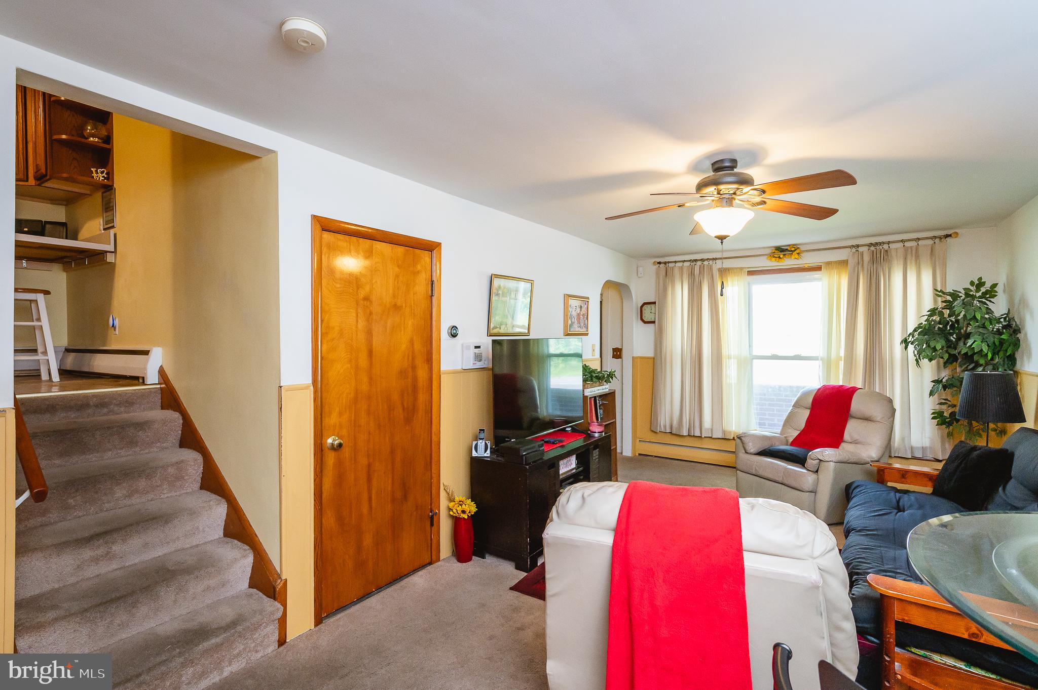 6100 Hamilton Avenue Rosedale, MD 21237 - Photo 35 of 46 FAMILY ROOM