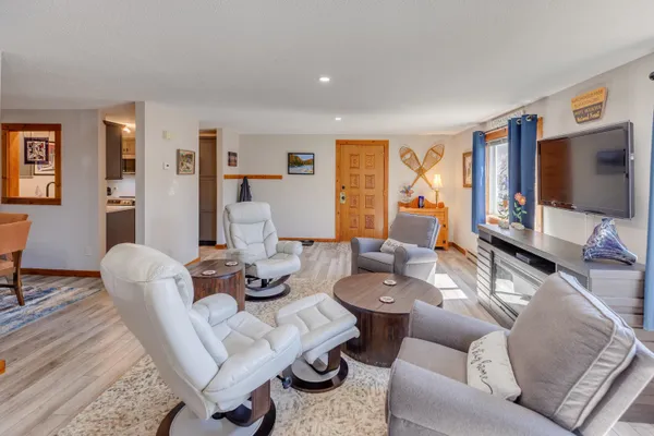 $329,500 | 44 Church Street, Unit 1, Lincoln, NH 03251