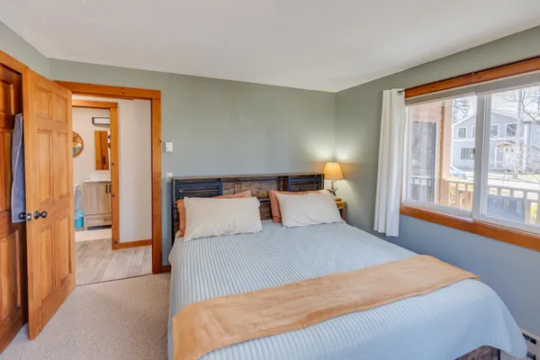 $329,500 | 44 Church Street, Unit 1, Lincoln, NH 03251