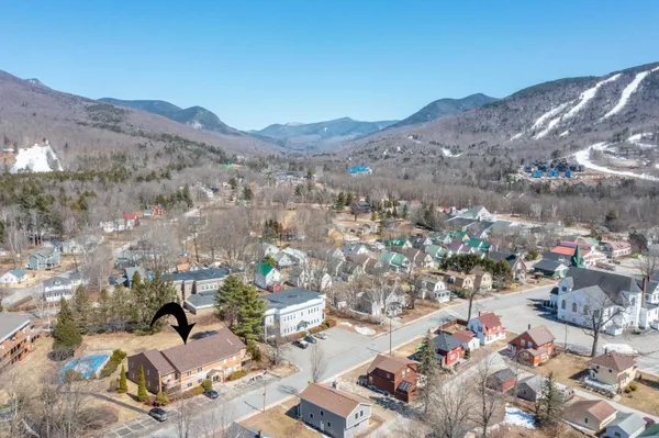 $329,500 | 44 Church Street, Unit 1, Lincoln, NH 03251