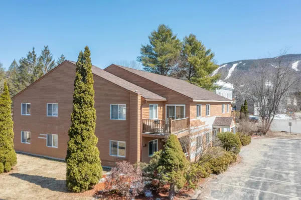 $329,500 | 44 Church Street, Unit 1, Lincoln, NH 03251