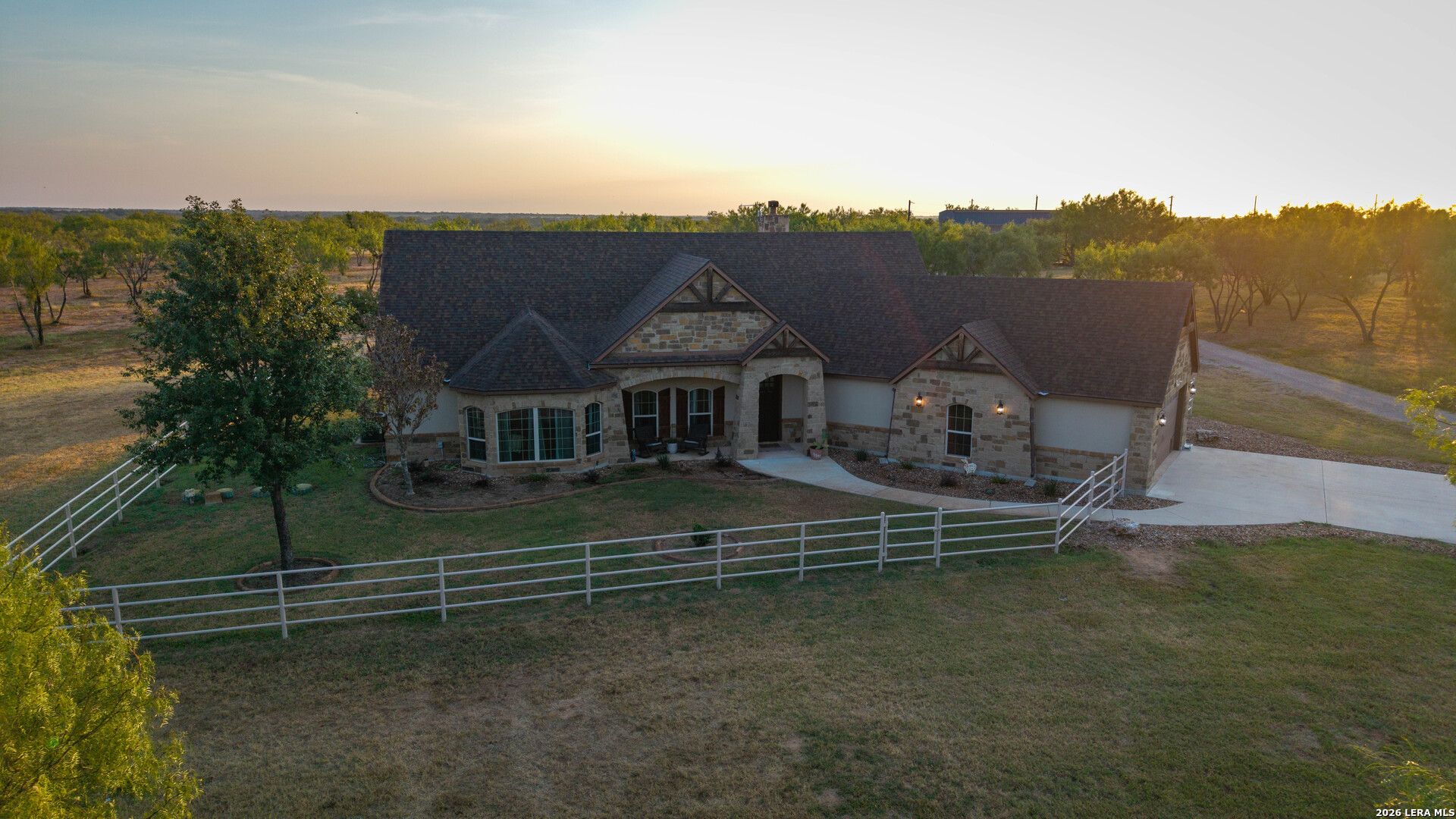 5002 Fm 476 Poteet, TX 78065 - Photo 17 of 50