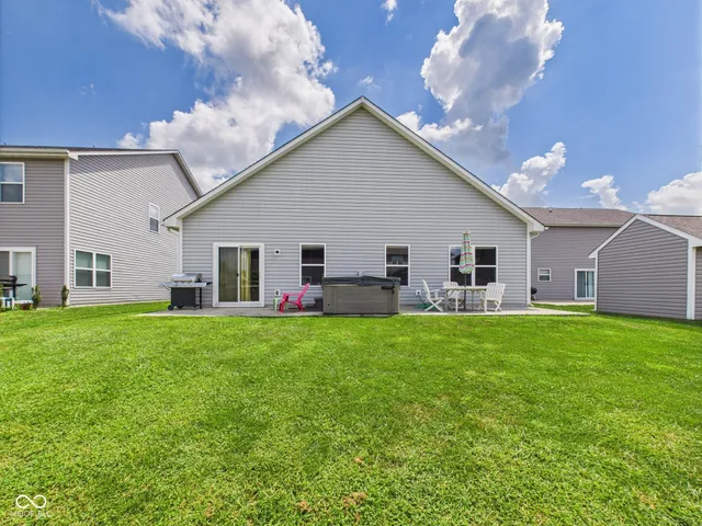 $309,900 | 1666 Huntzinger Boulevard, Pendleton, IN 46064