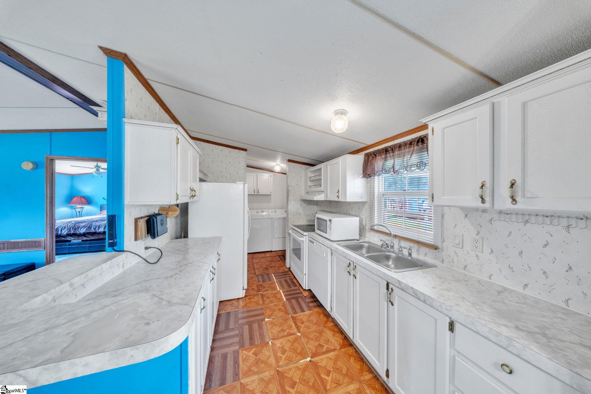 362 Edwards Road Duncan, SC 29365 - Photo 12 of 31