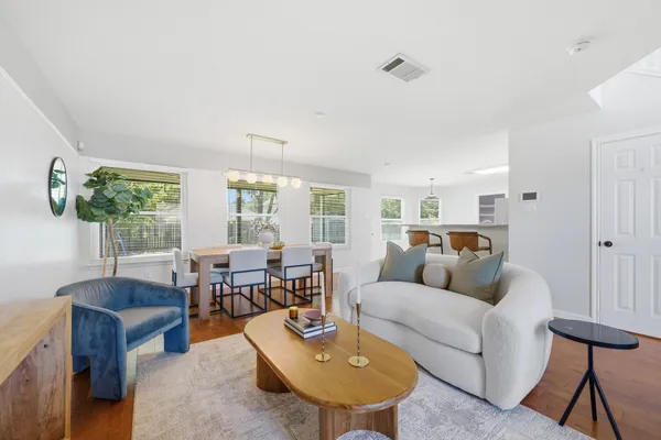 $439,900 | 2913 Wavecrest Boulevard, Austin, TX 78728