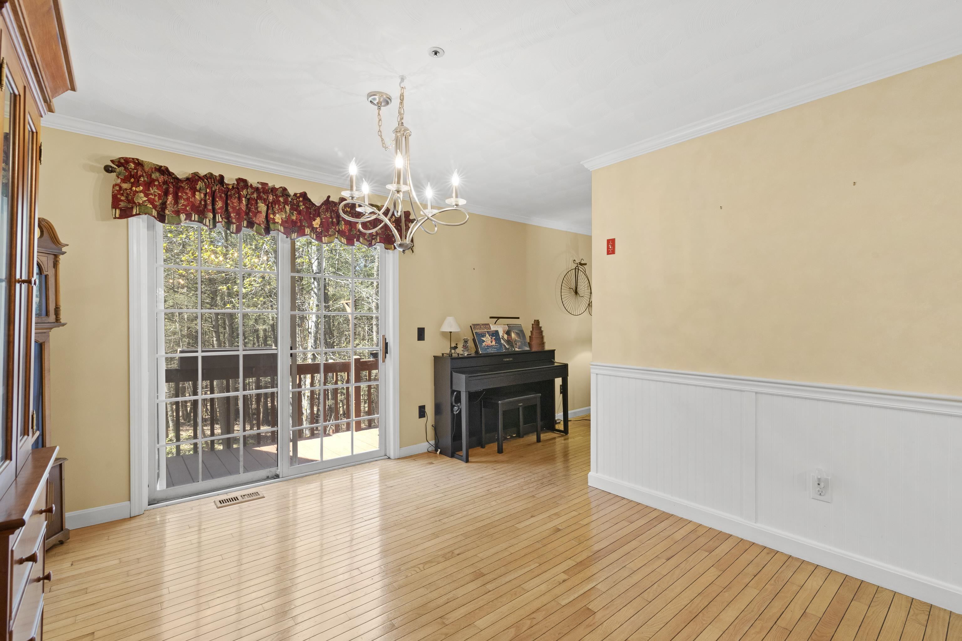 32 Villager Road Chester, NH 03036 - Photo 17 of 36