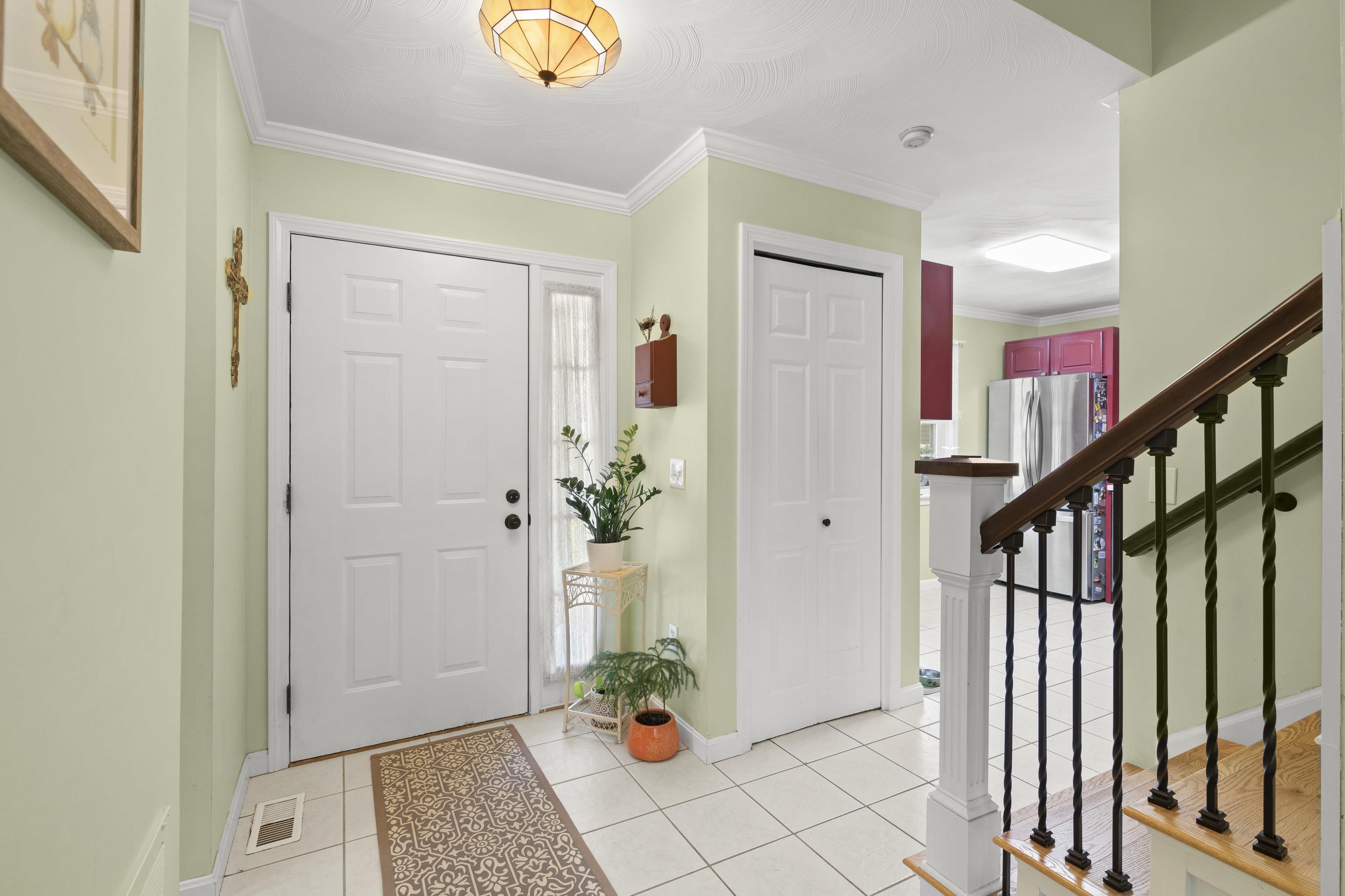 32 Villager Road Chester, NH 03036 - Photo 5 of 36