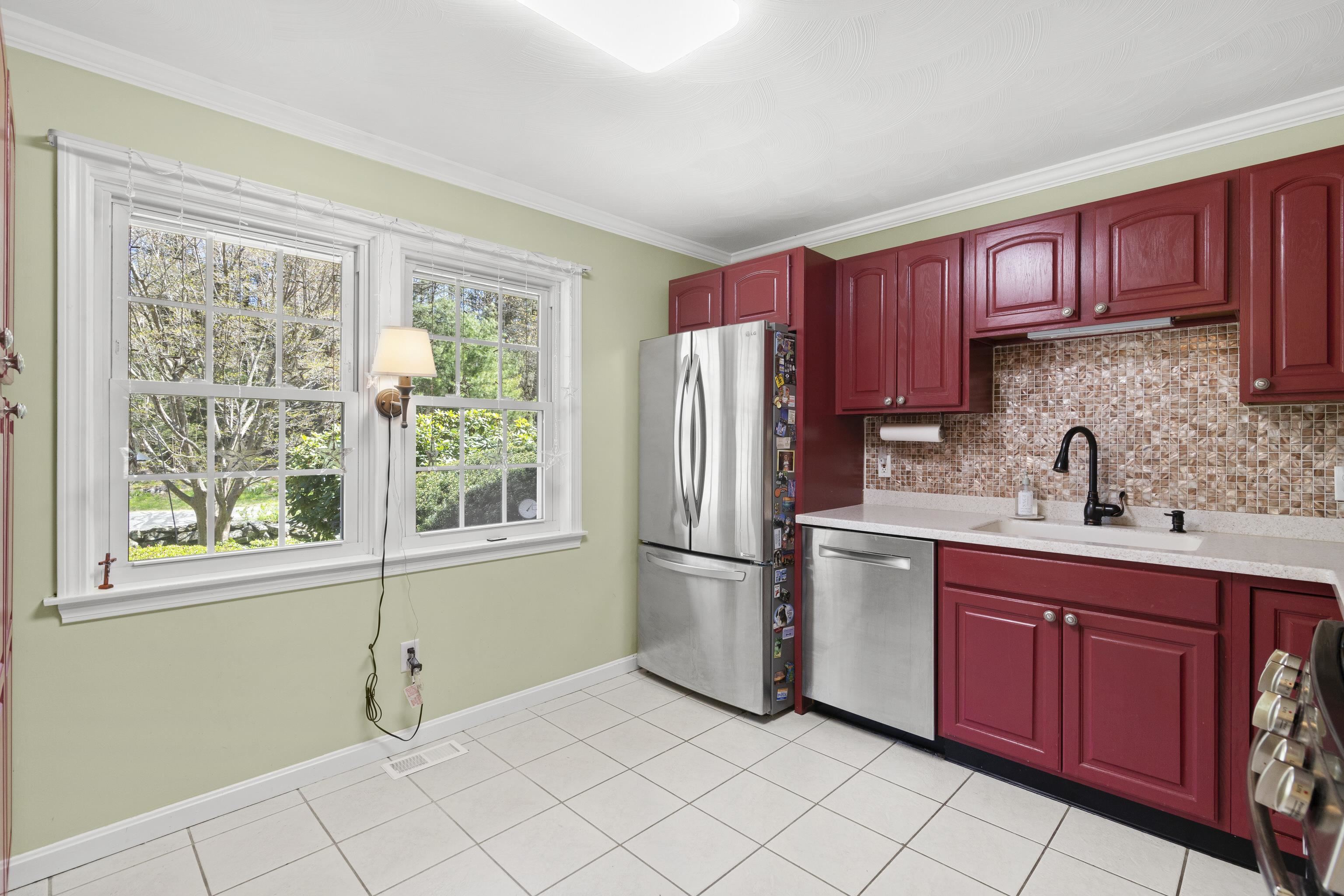 32 Villager Road Chester, NH 03036 - Photo 6 of 36