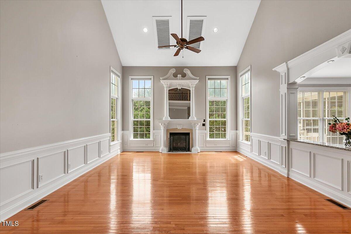 2612 Peachleaf Street Raleigh, NC 27614 - Photo 11 of 75 09-2612 Peachtree Street (26 of 226)