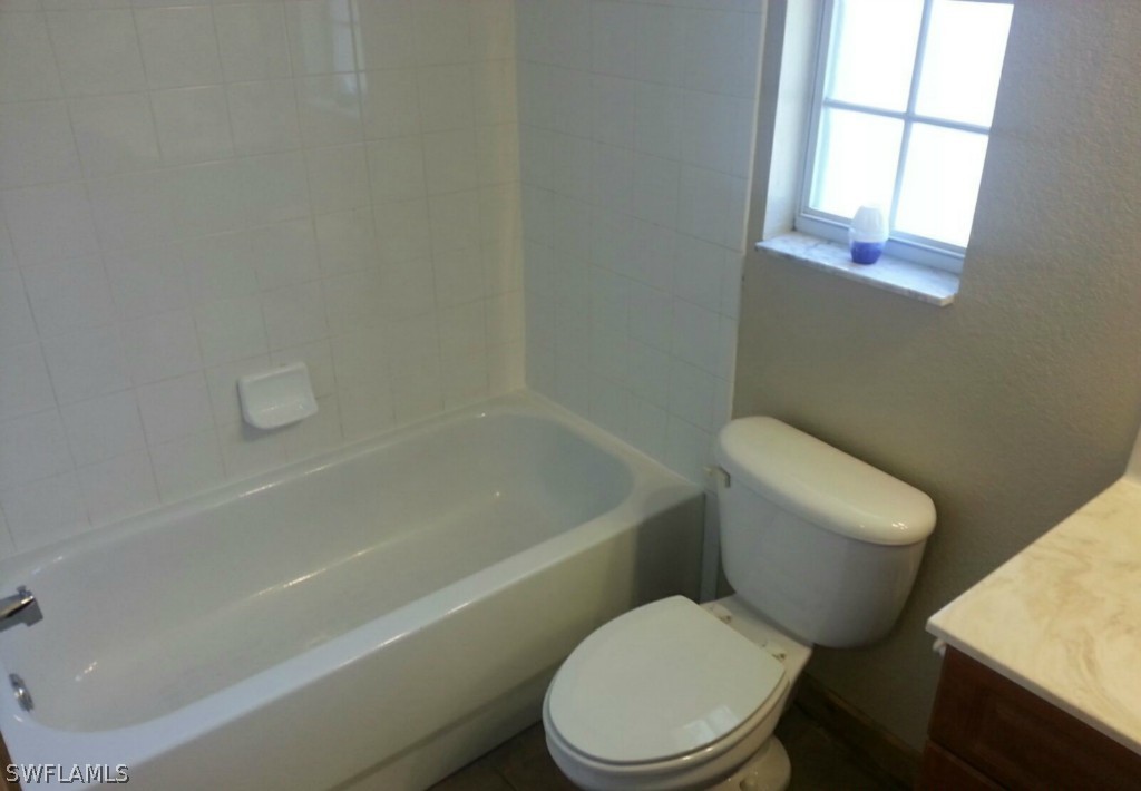 1041 Butler Road North Fort Myers, FL 33917 - Photo 6 of 11 Gallery Image 6